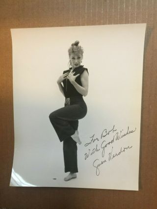 Gwen Verdon Rare Very Early Autographed 8/10 Photo 50s Damn Yankees