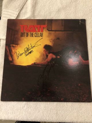 Ratt Out Of The Cellar Album Signed Warren Demartini Bobby Blotzer Vintage Rare