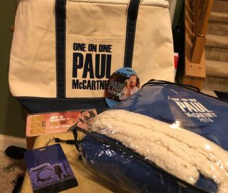 Paul Mccartney - One On One - Vip Swag - Tote/blanket/laminates 2016 Tour Philly
