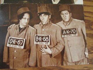3 Vintage 1982 The Three Stooges Comedy Postcards Larry Mo Curly 2