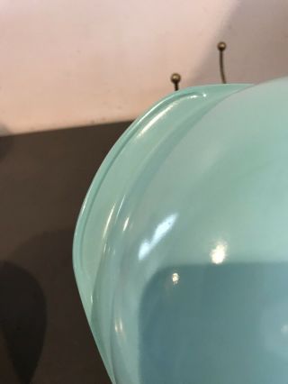 Pyrex Ghetto UFO Turquoise 2 Quart Casserole 024 Wrong Lid And Missing An Arm 7
