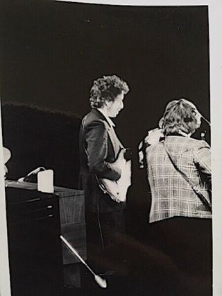 Bob Dylan In Concert/9 Candid Non - Professional Black And White Photos