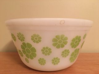 Federal Glass Milk Glass Bowl Green Multi Daisy Pattern 8” Vintage 4