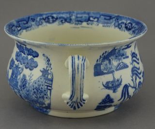 Antique Earthenware Blue Willow Chamber Pot with Lid By Ridgways 4