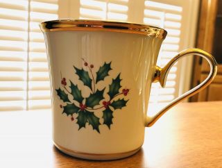 9 Lenox Fine China Christmas Holiday Coffee Mugs Heavy Gold Trim