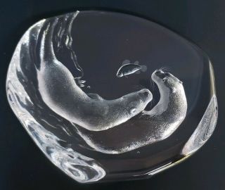 Signed Large Mats Jonasson Crystal Sculpture Paper Weight Otters Maleras Swedan