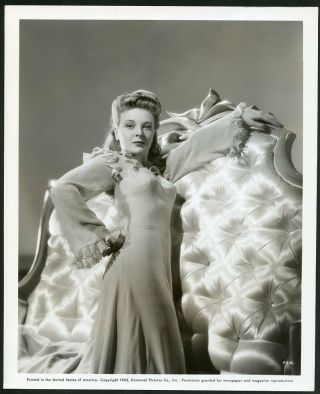 Evelyn Ankers In Alluring Pose Vtg 1943 Ray Jones Stamp Portrait Photo