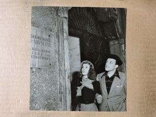 Pier Angeli And Gene Kelly In Salzburg Candid Photo 1952 The Devil Makes Three