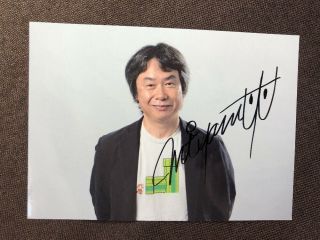 Hand Signed Shigeru Miyamoto 宫本茂 Autographed Photo 5 7 069c4