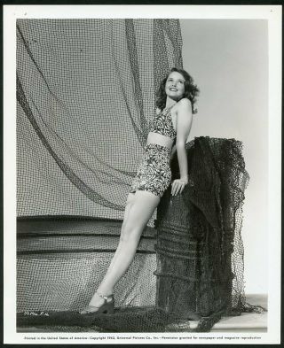 Martha Vickers 18 Years Old Vintage 1943 Pin - Up Leggy Cheesecake Photo