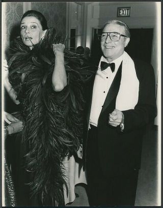 Photo Gene Kelly & Audrey Hepburn Legends Of Hollywood 