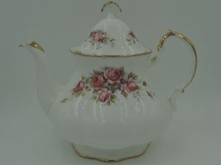 Vintage Paragon Elizabeth Rose Fine Bone China Teapot 6 Cups Pink Roses
