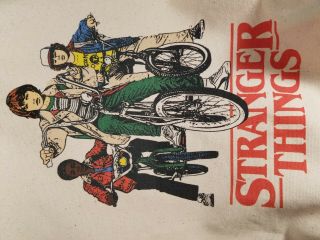 LOUNGEFLY Netflix Retro 80s Style STRANGER THINGS Canvas Tote Bag HHN 2019 3