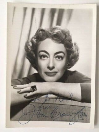 Joan Crawford Signed Photo - 5 X 7 - - Great Image