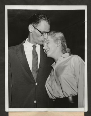 1956 Marilyn Monroe & Arthur Miller Orig News Photo