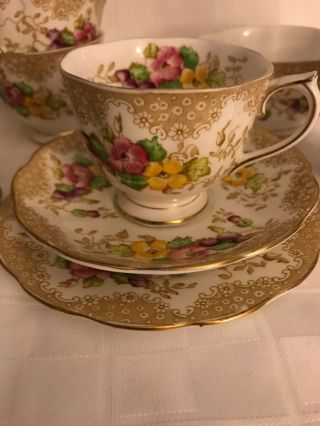 ROYAL ALBERT LOVELACE CHINA CUP,  SAUCER PLATE SERVICE FOR 6 Creamer and Sugar 6