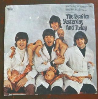 The Beatles Yesterday And Today // Butcher Slick,  Lp T - 1 - 2553 - G24 T - 2 - 2553 - F19