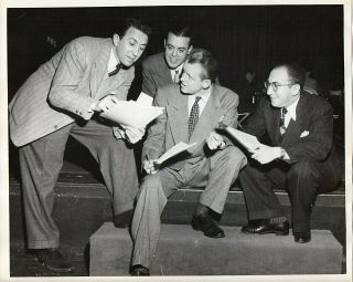 62831.  Orig 1949 Photo Nbc Writers & Robert Sloane " The Big Story " Petrie Ingram