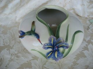 Franz Porcelain Long Tail Hummingbird Vase 10 " W X 7 " Tall By Li Yun