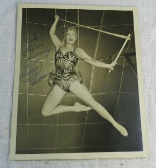 Sexy Vintage Betty Hutton The Greatest Show On Earth 1952 Autographed Photo