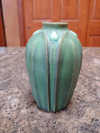 4 1/2 " Art Pottery Grueby Type - Look Matte Green Vase