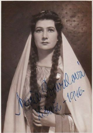 Marie Podvalova Czech Opera Soprano Signed Photo As Libuse 1946