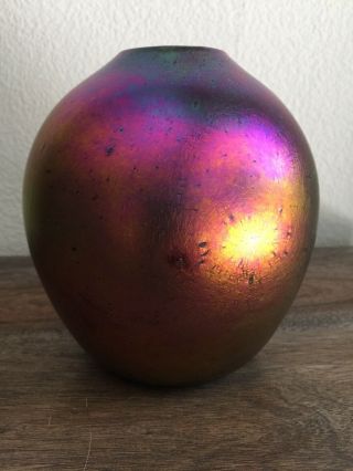 Signed Zellique Studio Purple Gold Iridescent Blown Art Glass Vase