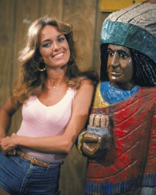 The Dukes Of Hazzard Catherine Bach Cigar Store Indian 8x10 Photo
