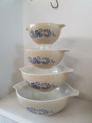 Vintage PYREX Homestead Tan & Blue Cinderella Nesting Mixing Bowl 441 - 444 2