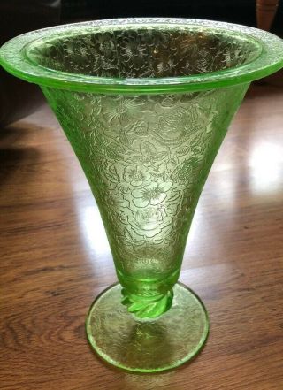 Vintage Large Rare Floral Flower Pattern Green Etched Depression Glass Vase
