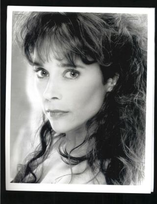 Lisa Marie - 8x10 Headshot Photo With Resume - Dead And Buried