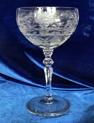 Antique - SET OF 8 ETCHED CUT CRYSTAL CHAMPAGNE - GLASSES 2
