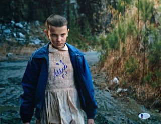 Millie Bobby Brown Signed Eleven 11 X 14 Photo Stranger Things - Beckett Bas