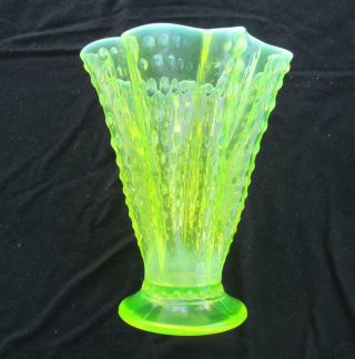 Vintage Fenton Hobnail Vaseline Topaz Opelescent `8 1/2 " Hanky Vase