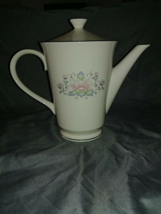 Lenox China Charleston Cillection Teapot/ Coffee Pot