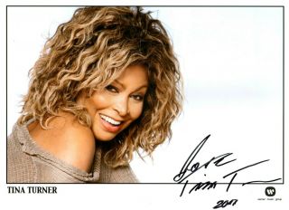 Tina Turner Hand Signed Autograph Photo 8x10