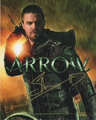 Stephen Amell Arrow Autographed Signed 8x10 Photo 201935