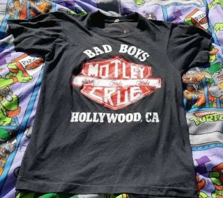 Motley Crue 1987 Tour Concert Shirt Girls Girls Girls Medium T - Shirt Shirt Rock