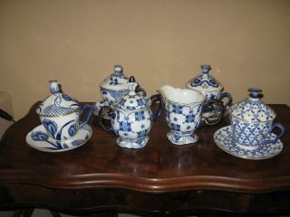 Bombay 15 Piece Cobalt Blue White Porcelain China Set Creamer& Sugar Cups Saucer