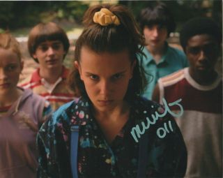 Millie Bobby Brown Stranger Things Signed Autographed 8x10 Photo M330
