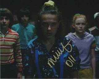 Millie Bobby Brown Stranger Things Signed Autographed 8x10 Photo M321