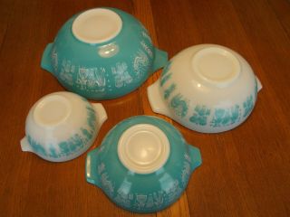 PYREX Cinderella Mixing Bowl Set (4) Amish Butterprint Blue / White 4
