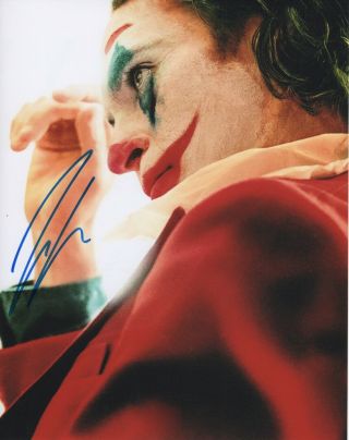 Joaquin Phoenix Joker Signed Autographed 8x10 Photo J546