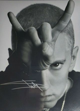 Eminem Hand Signed 8x10 Photo W/ Holo