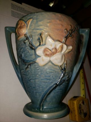 BLUE Roseville pottery MAGNOLIA vase 94 - 9 GOOD CRISP PATTERN 2