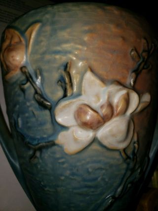 BLUE Roseville pottery MAGNOLIA vase 94 - 9 GOOD CRISP PATTERN 3