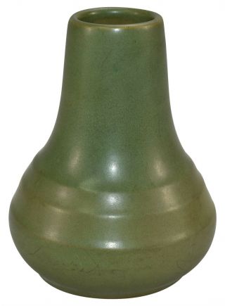 Vintage North Dakota School Of Mines Pottery Matte Green Three Ringed Vase