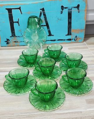 Rare Vintage 1930’s Green Dell Glass Tulip 8 Piece Tea Set