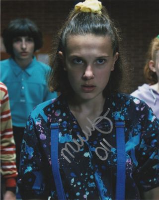 Millie Bobby Brown Stranger Things Signed Autographed 8x10 Photo M389