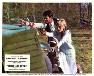 Bonnie And Clyde Lobby Card Faye Dunaway Warren Beatty Firing Guns 1967